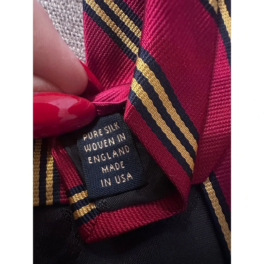 Brooks Brothers Makers Necktie Burgundy Gold Striped Pure Silk England USA